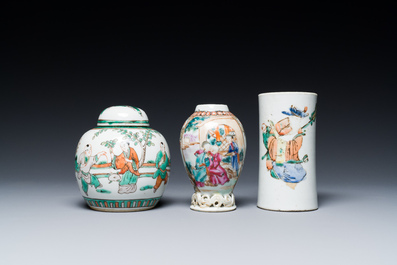 Een diverse collectie Chinees famille rose en famille verte porselein, Yongzheng en later