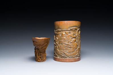 A Chinese bamboo libation cup, a brush pot and three brushes, 19/20th C.