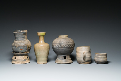 Cinq pi&egrave;ces en gr&egrave;s de Cor&eacute;e, Silla et Goryeo, 5&egrave;me et post&eacute;rieur
