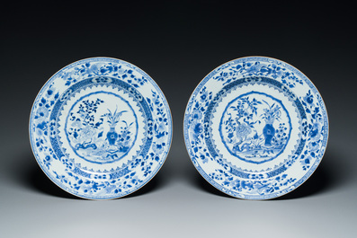 Vier Chinese blauw-witte schotels, Yongzheng/Qianlong