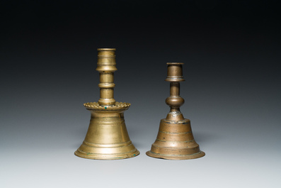 Twee Ottomaanse bronzen kandelaars, 17e eeuw