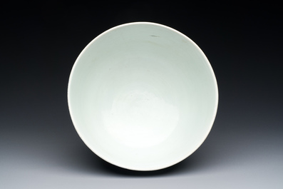 Een Chinese blauw-witte 'Bleu de Hue' kom voor de Vietnamese markt, Nguyen merk, 18e eeuw