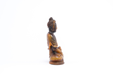 Bouddha de M&eacute;decine ou Bhaishajyaguru en corne sculpt&eacute;e, Chine, 19&egrave;me