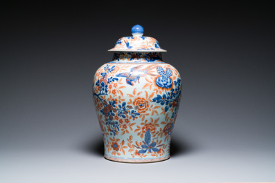 Vase couvert en porcelaine de Chine de style Imari et en rouge de cuivre, Kangxi