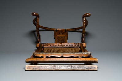 Chaise pliante en forme de fer &agrave; cheval en bois, Chine, 19/20&egrave;me