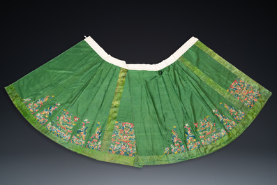 A Chinese embroidered silk 'dragon and phoenix' skirt and a wallet pouch, 18/19th C.