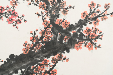Guan Shanyue 關山月 (1912-2000): 'Fleurs de prunier', encre et couleurs sur papier, dat&eacute; 1992