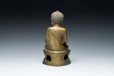 Bouddha en bronze dor&eacute;, Chine, 17/18&egrave;me