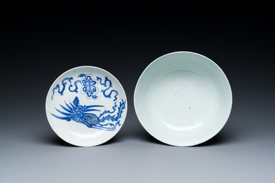 A Chinese blue and white 'Bleu de Hue' bowl and a plate for the Vietnamese market, Noi Phu mark, 19th C.