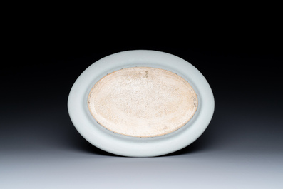 An oval Chinese Canton famille rose dish, Jiaqing/Daoguang