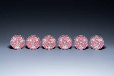 A Chinese 15-piece tea service with lotus scrolls on a purple ground, Guangxu mark, 20th C.