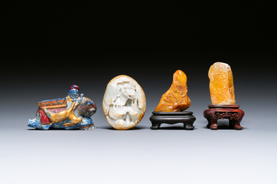 Quatre sculptures en jade et lapis-lazuli, Chine, 19/20&egrave;me