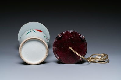 A Chinese famille rose 'nine peaches' vase and a lamp-mounted hat stand, 19th C.