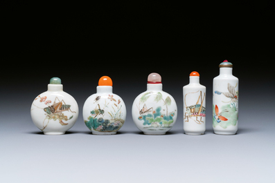 Five Chinese famille rose 'grasshopper' and 'butterfly' snuff bottles, 19/20th C.