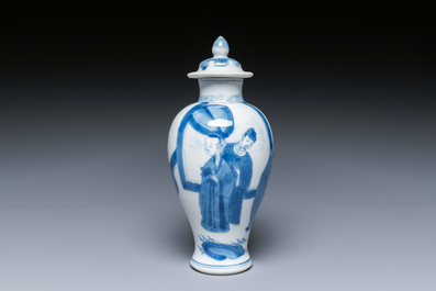 A Chinese blue and white covered vase and a verte-Imari plate, Kangxi