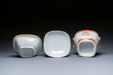 Een Chinees ijzerrood en verguld 36-delig 'Shou' servies, Tongzhi merk en periode