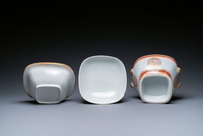 Een Chinees ijzerrood en verguld 36-delig 'Shou' servies, Tongzhi merk en periode