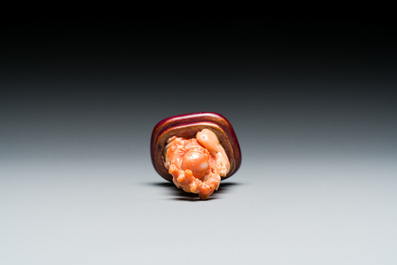 Trois sculptures en corail, Chine, 19/20&egrave;me
