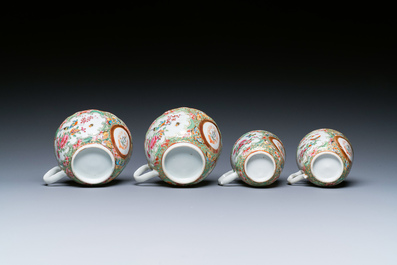 Een Chinees Canton famille rose 41-delig servies met het wapen van Ormiston voor de Schotse markt, 19e eeuw