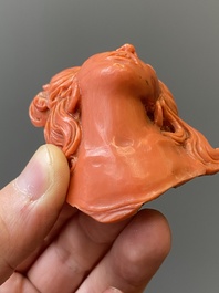 Sculpture d'une t&ecirc;te de femme en corail rouge, Trapani, Italie, 19&egrave;me
