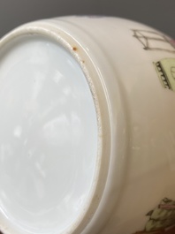 Een Chinese famille rose theepot met 'Guo Ziti' decor, 19e eeuw