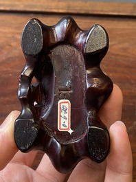 Sculpture d'un gar&ccedil;on en corail rouge, Chine, 19/20&egrave;me