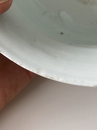 Br&ucirc;le-parfum en porcelaine de Chine en bleu et blanc &agrave; d&eacute;cor de dragons, Kangxi