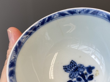 Vier Chinese famille verte koppen en schotels, Kangxi