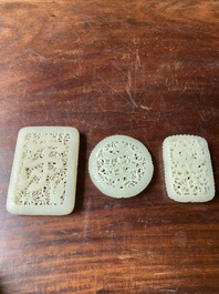 Trois pi&egrave;ces ajour&eacute;es en jade blanc, Chine, Qing