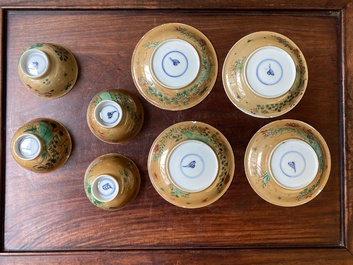 Vier Chinese famille verte koppen en schotels, Kangxi