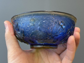 Twee Chinese kommen in Peking glas, Qianlong merken, 19/20e eeuw