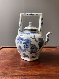 Een Chinese blauw-witte wijnkan met kylins, Transitie periode