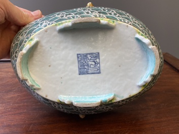 A Chinese famille verte 'waves' bowl, Daoguang seal mark, 19th C.