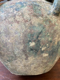 R&eacute;cipient &agrave; vin archa&iuml;que en bronze, 'lei', Chine, Zhou de l'Est, P&eacute;riode des Printemps et Automnes