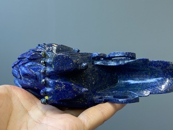 Drie Chinese snijwerken in lapis lazuli en goudsteen, 19/20e eeuw