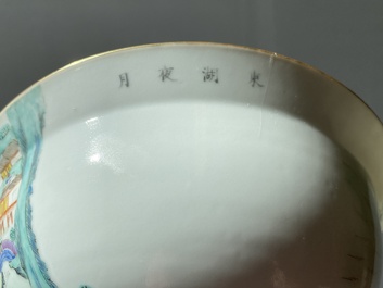 Een Chinese famille rose 'Dong Hu Ye Yue 東湖夜月' kom, Daoguang merk en periode