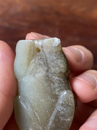 Trois sculptures d'animaux en jade blanc et c&eacute;ladon, Chine, Qing/R&eacute;publique