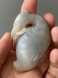 Deux sculptures en jade blanc d'un canard mandarin et d'un b&eacute;lier avec son agneau, Chine, Qing