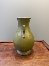 A Chinese monochrome teadust-glazed 'hu' vase, Qianlong mark, 19/20th C.