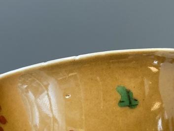 Vier Chinese famille verte koppen en schotels, Kangxi