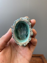 Een Chinese schelpvormige waterpot met robin's-egg glazuur, Qianlong