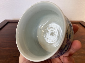 Een Chinese blauw-witte wierookbrander met vogels en bloesemtakken, 19e eeuw