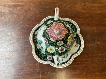 A Chinese famille rose teapot and cover on stand, Yongzheng