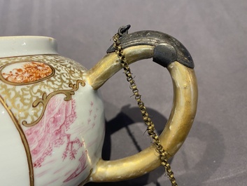 Un service &agrave; th&eacute; de 21 pi&egrave;ces en porcelaine de Chine aux armes de 'Van der Cruyce' pour le march&eacute; belge, Qianlong