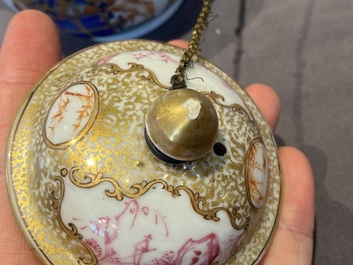 Un service &agrave; th&eacute; de 21 pi&egrave;ces en porcelaine de Chine aux armes de 'Van der Cruyce' pour le march&eacute; belge, Qianlong