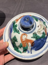 Vase couvert en porcelaine de Chine wucai &agrave; sujet narratif, &eacute;poque Transition
