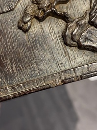 Een Chinese vierkante penselenpot in zitan met verhalend reli&euml;fdecor, 19e eeuw
