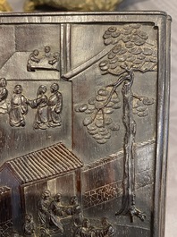Een Chinese vierkante penselenpot in zitan met verhalend reli&euml;fdecor, 19e eeuw
