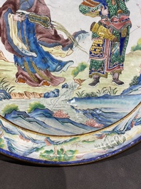 A fine Chinese Canton enamel dish, Qianlong/Jiaqing