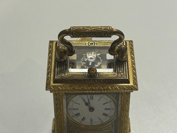 Horloge en bronze dor&eacute;, marque de Heng Da Li 亨达利, Shanghai, Chine, 19/20&egrave;me